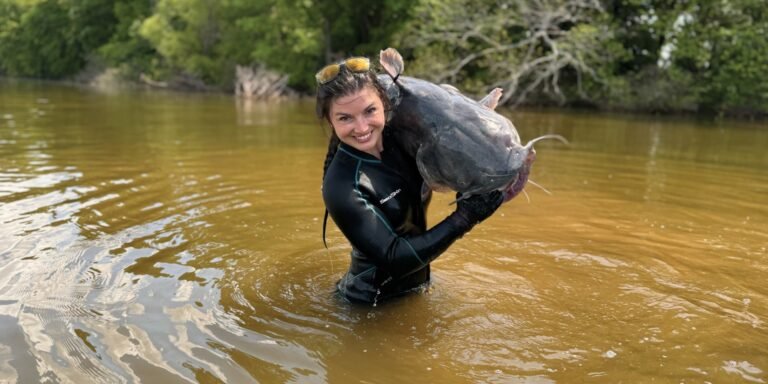 Hannah Barron: Outdoor Enthusiast and Social Media Influencer